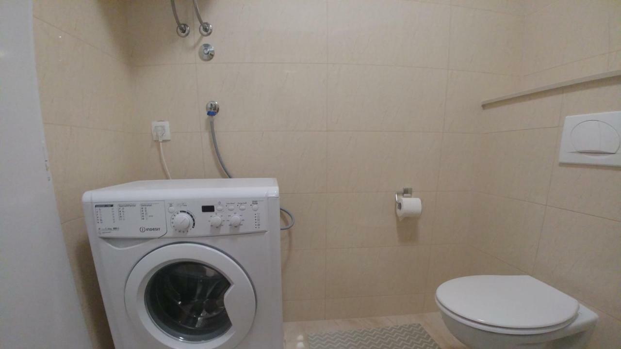 City Mid Mostar Apartment エクステリア 写真